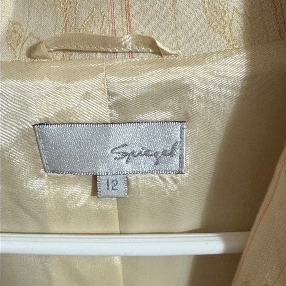 Spiegel Cream Patterned Women's Blazer - Picture 2 of 5